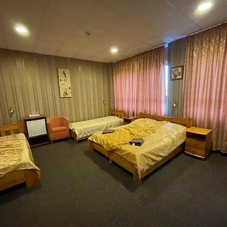 Airport Szálló Hotel 3*